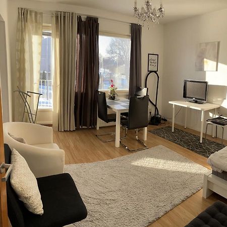 Apartament Yksio Kilometri Jokirannasta Forilta Turku Zewnętrze zdjęcie
